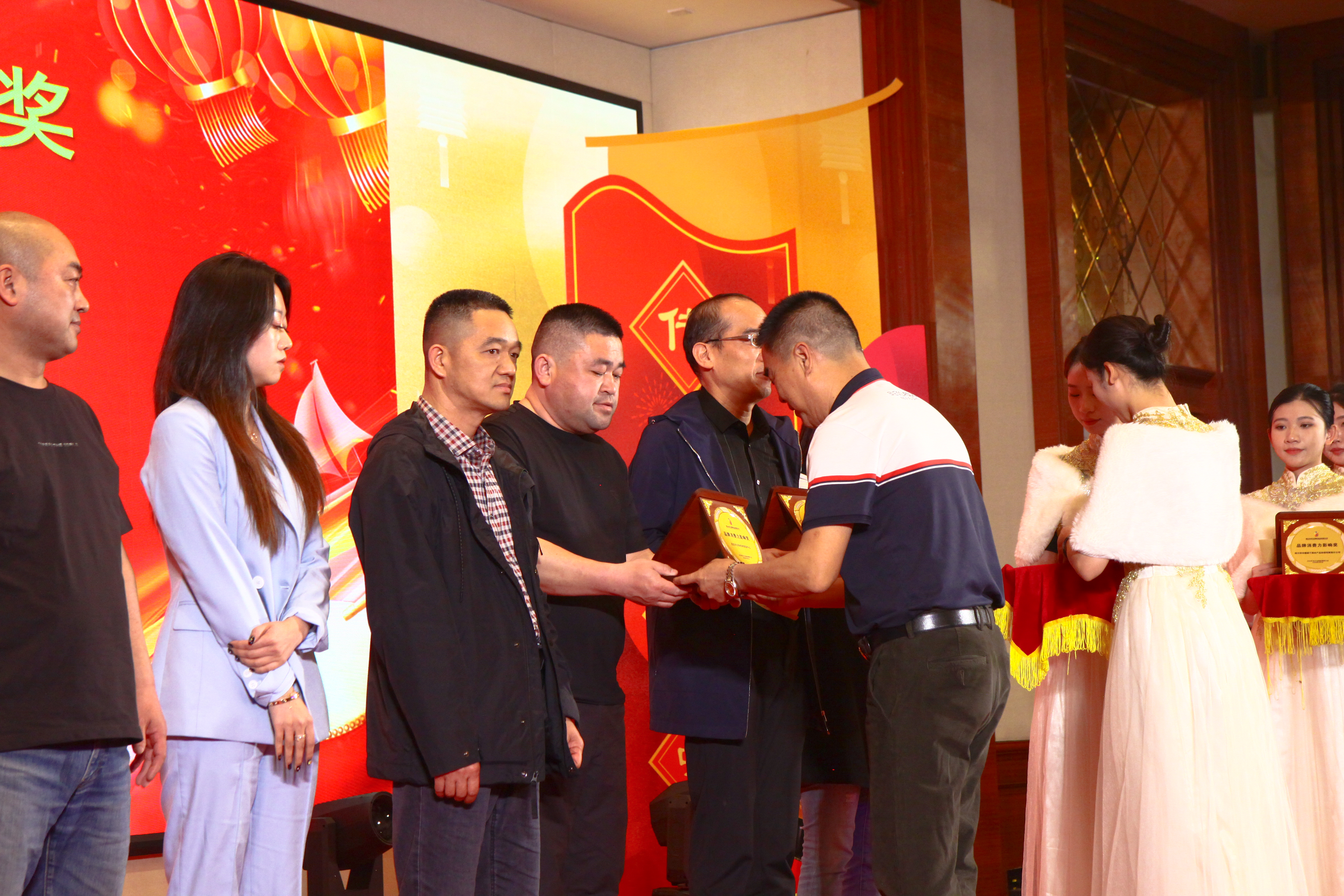 j6����(�й���) - �ٷ���վ